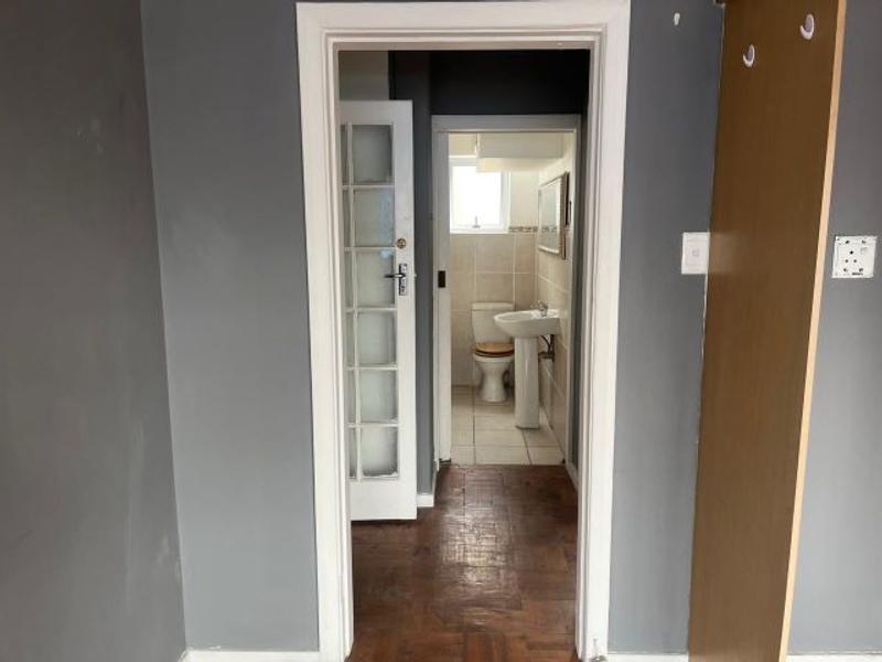 To Let 2 Bedroom Property for Rent in Fish Hoek Western Cape